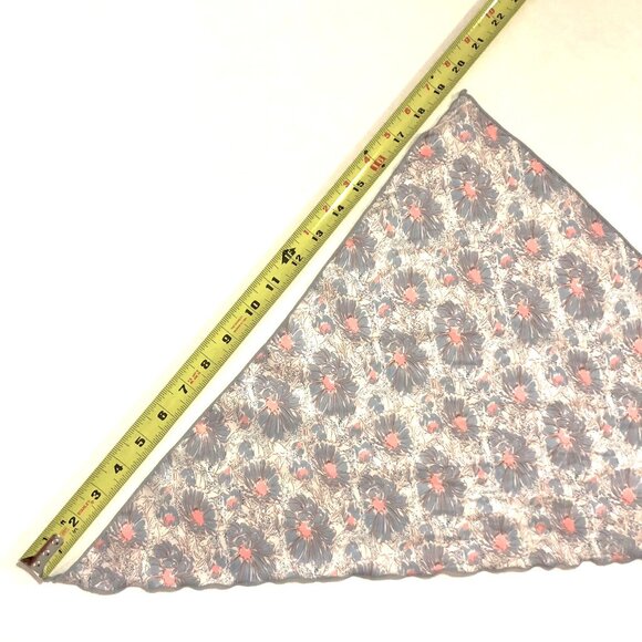 Anthropologie Hair Scarf Scrunchie Gray Pink Floral Pattern - Picture 10 of 11